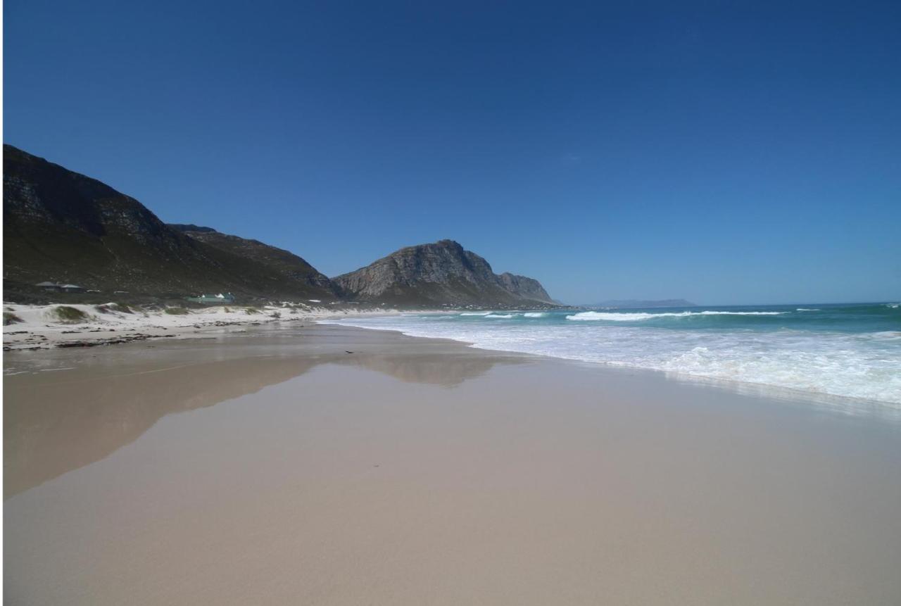 Silverdunes - Seaview Bettyʼs Bay Exterior foto